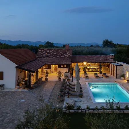 Rustica Zadarvillas Smilcic