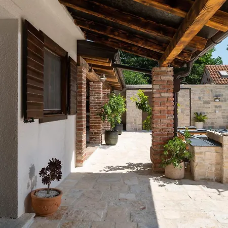 Вилла Rustica Zadarvillas Smilcic