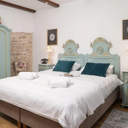 Rustica Zadarvillas 别墅 *
